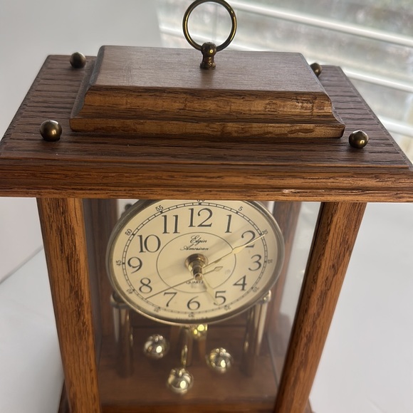 Mirror mantle clock works battery operated 12 inches tall - Picture 4 of 7